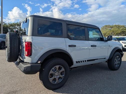 Avalanche Gray 2026 Ford Bronco Big Bend