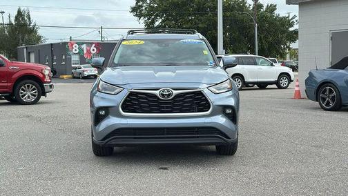 2024 Toyota Highlander XLE