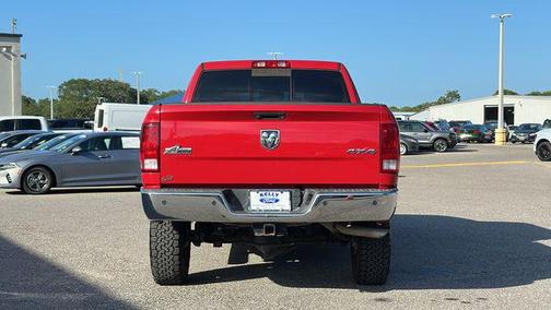 2018 RAM 2500 Big Horn Mega Cab 4x4 6'4' Box