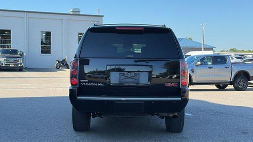2012 GMC Yukon XL Denali