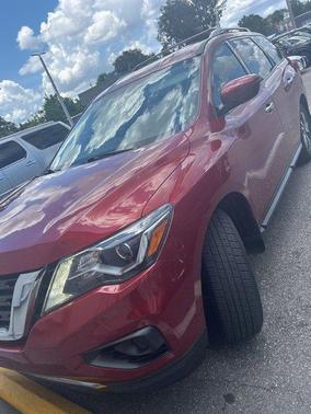 2017 Nissan Pathfinder S