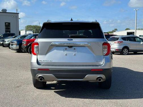 2023 Ford Explorer Platinum