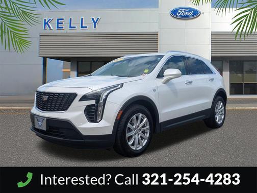 Crystal White Tricoat 2022 Cadillac XT4 Luxury