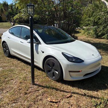 2023 Tesla Model 3 Standard Range