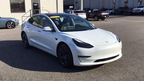 2023 Tesla Model 3 Standard Range