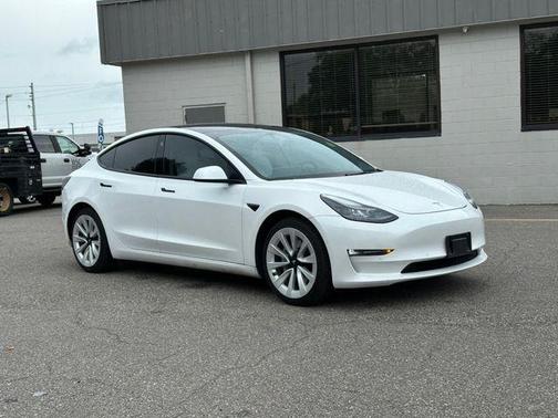 2022 Tesla Model 3 Long Range