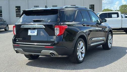 2022 Ford Explorer Platinum