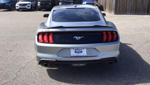 2022 Ford Mustang EcoBoost