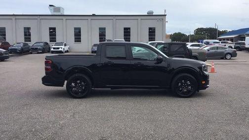 2025 Ford Maverick Lobo Standard