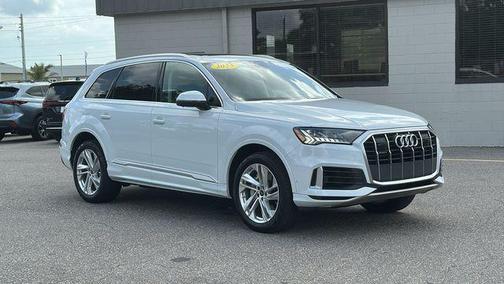 2023 Audi Q7 55 Premium Plus