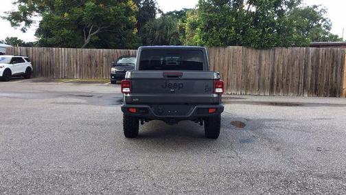 2021 Jeep Gladiator Willys 4x4