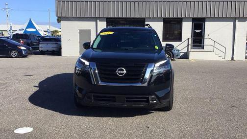 2022 Nissan Pathfinder SV 4WD