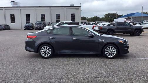 2017 Kia Optima EX