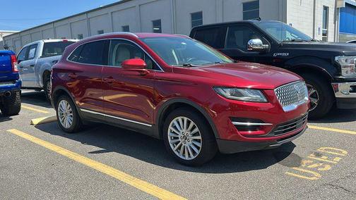2019 Lincoln MKC Standard