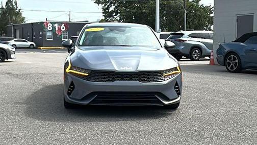 2022 Kia K5 LX