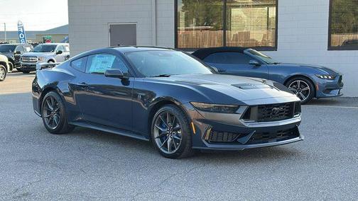 2025 Ford Mustang Dark Horse Fastback