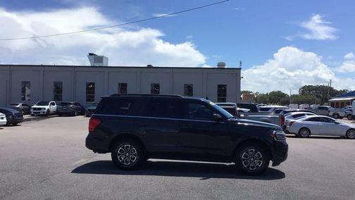 2022 Ford Expedition XLT