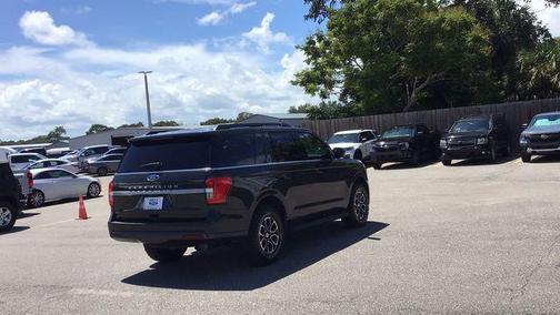 2022 Ford Expedition XLT