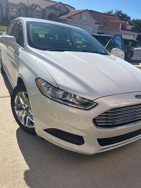 2015 Ford Fusion SE