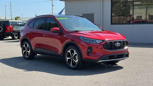 2025 Ford Escape ST-Line Select