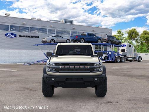 Wimbledon White 2026 Ford Bronco Outer Banks