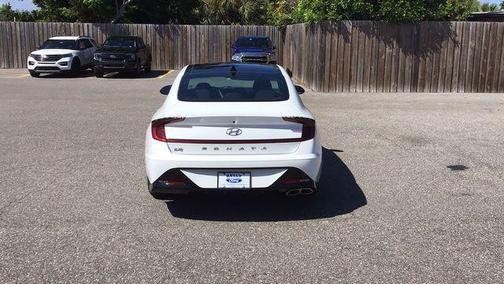 2022 Hyundai SONATA SEL