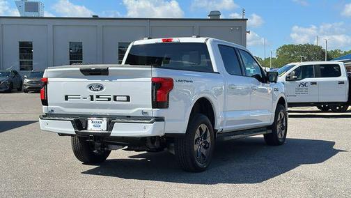 2025 Ford F-150 Lightning Flash