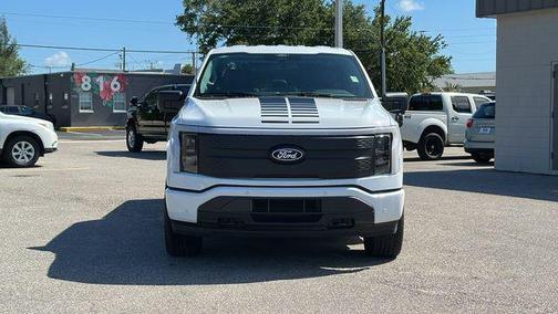 2025 Ford F-150 Lightning Flash