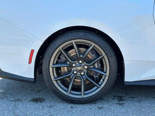 2024 Ford Mustang Dark Horse Fastback