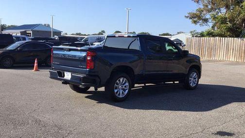 2022 Chevrolet Silverado 1500 Custom