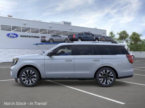 Glacier Gray Metallic Tri-Coat 2026 Ford Expedition Platinum