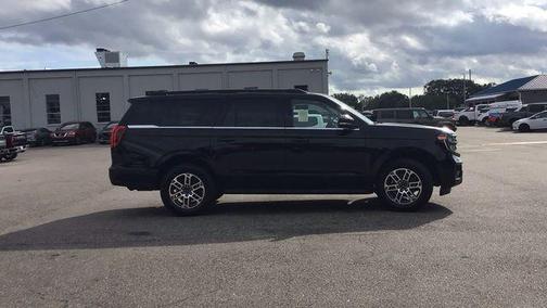 2025 Ford Expedition Max Active 4x2