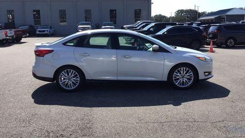 2017 Ford Focus Titanium