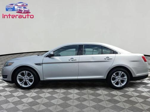 2017 Ford Taurus SEL