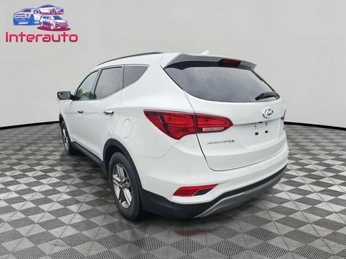 Frost White Pearl 2017 Hyundai Santa Fe Sport 2.4L