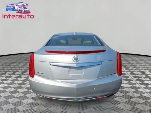 Radiant Silver Metallic 2014 Cadillac XTS Luxury