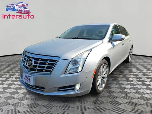 Radiant Silver Metallic 2014 Cadillac XTS Luxury
