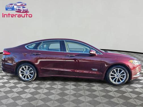2017 Ford Fusion Energi SE Luxury
