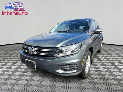 Pepper Gray Metallic 2013 Volkswagen Tiguan S SUV