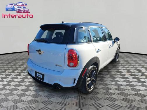 Light White 2012 MINI Cooper S Countryman Base