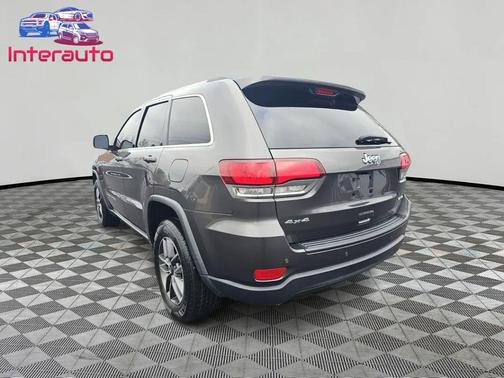 2020 Jeep Grand Cherokee Laredo