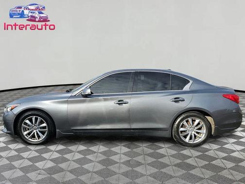 2015 INFINITI Q50 Base