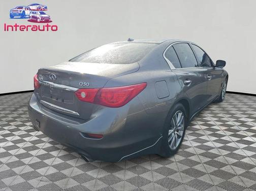 2015 INFINITI Q50 Base