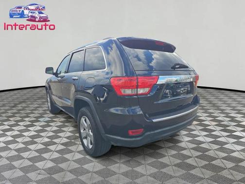Blue 2011 Jeep Grand Cherokee Limited