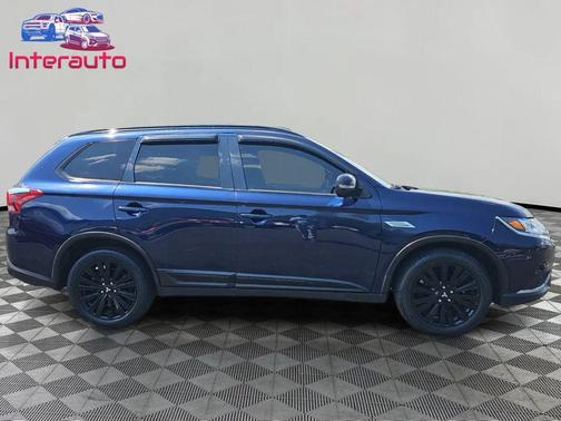 Cosmic Blue Metallic 2020 Mitsubishi Outlander SP