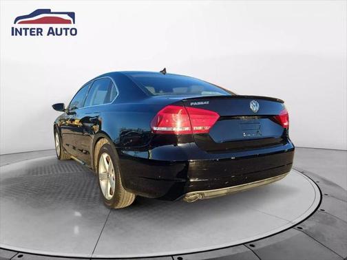 2012 Volkswagen Passat Base