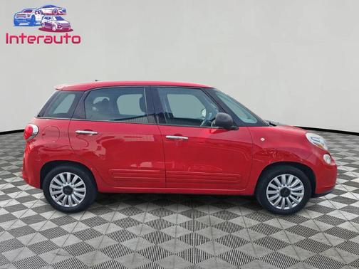 Rosso (Red) 2014 FIAT 500L Easy