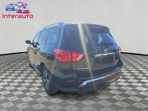 2018 Nissan Pathfinder SL