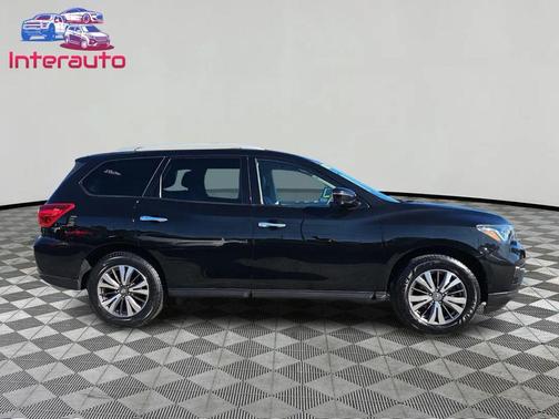 2018 Nissan Pathfinder SL