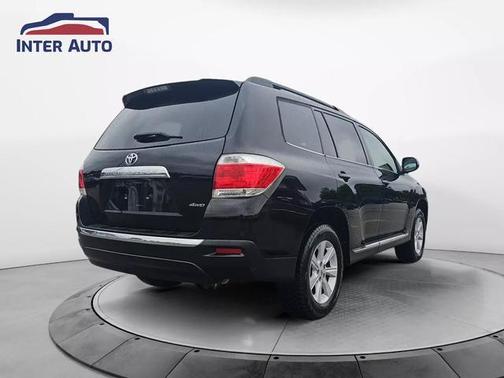 2013 Toyota Highlander SE